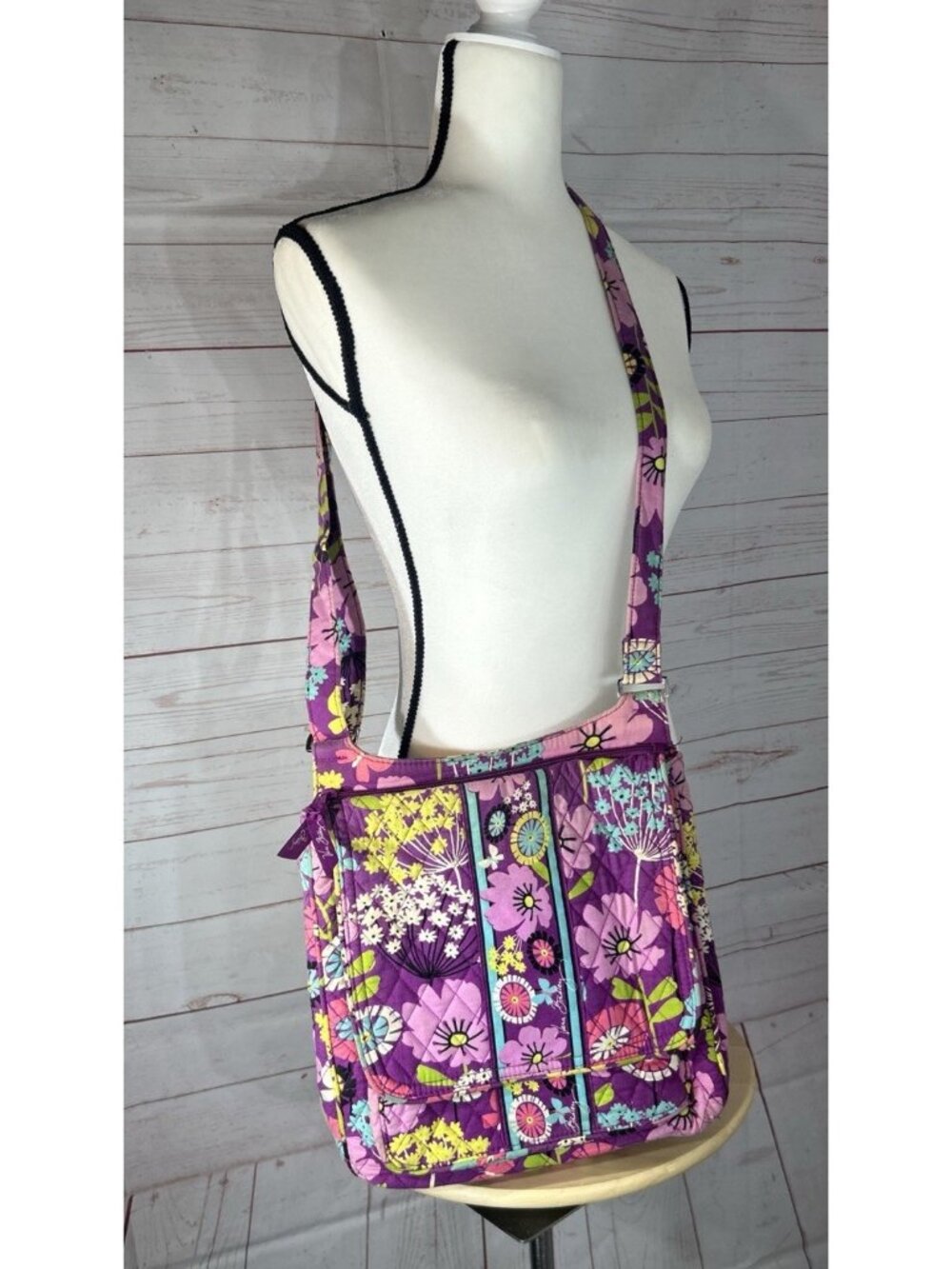 Vera Bradley Hipster Crossbody Bag Purse Flutter by Print Purple Violet Floral